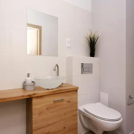 Na Starym Miescie Apartment *